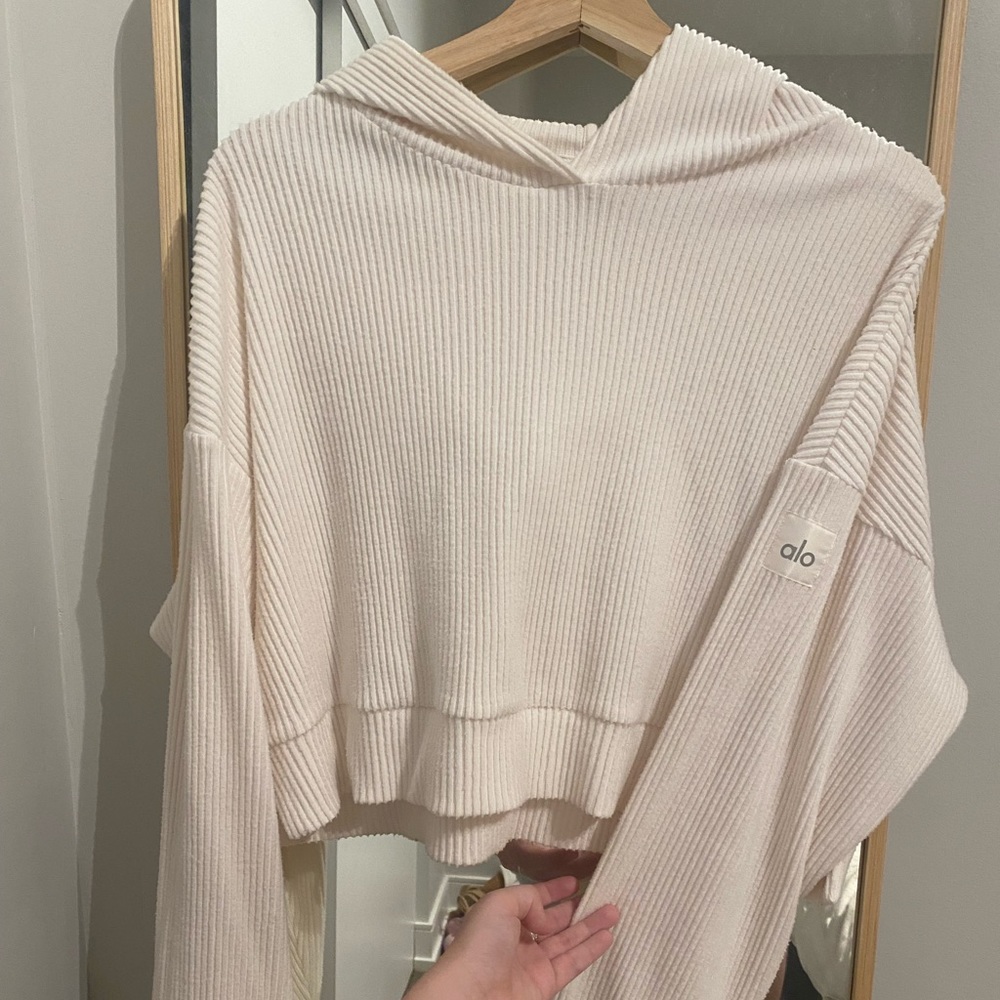 ALO yoga Muse hoodie in Ivory